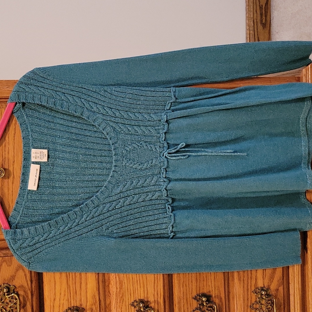 Dkny womens scoopneck sweater